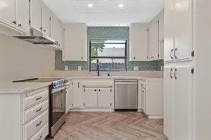 8450 Silver Rock Ct, Citrus Heights, CA 95610 - Photo 10