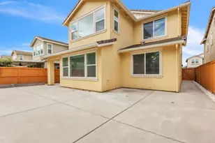 9749 Philta Way, Elk Grove, CA 95757 - Photo 30