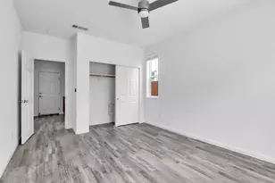 9749 Philta Way, Elk Grove, CA 95757 - Photo 12