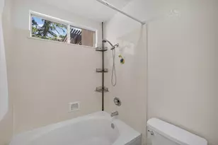 6427 Canyon Creek Way, Elk Grove, CA 95758 - Photo 26