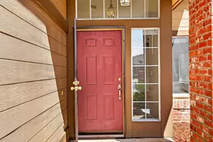 6427 Canyon Creek Way, Elk Grove, CA 95758 - Photo 4