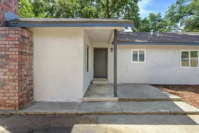 3824 13th Avenue, Sacramento, CA 95820 - Photo 8