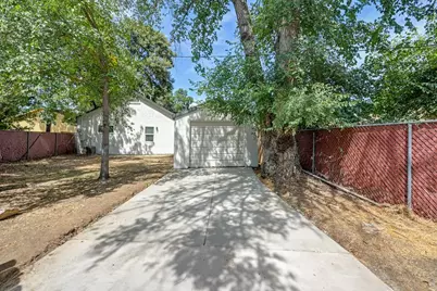 3824 13th Avenue, Sacramento, CA 95820 - Photo 60
