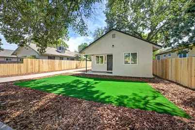 3824 13th Avenue, Sacramento, CA 95820 - Photo 2