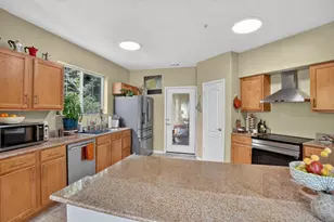 5350 Dunlay Dr, Sacramento, CA 95835 - Photo 10