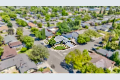 2727 Buttonwillow Avenue, Stockton, CA 95207 - Photo 26