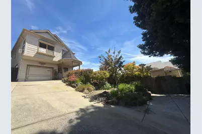 2295 S Crest Avenue, Martinez, CA 94553 - Photo 30