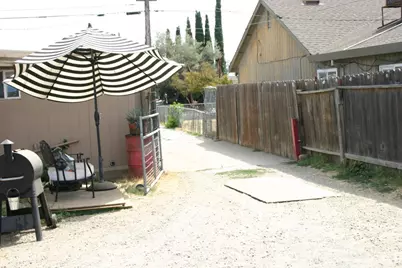 1913 C Street, Rio Linda, CA 95673 - Photo 8