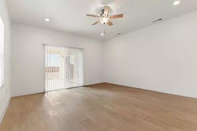4438 Sundari Avenue, Olivehurst, CA 95961 - Photo 32