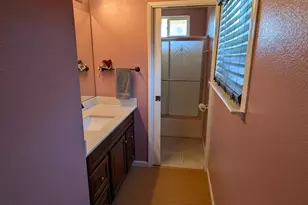 8075 Calle Royale Way, Sacramento, CA 95823 - Photo 24