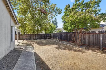 6701 Walbridge Way, Elk Grove, CA 95758 - Photo 46