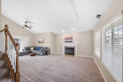 6012 Laguna Park Drive, Elk Grove, CA 95758 - Photo 6