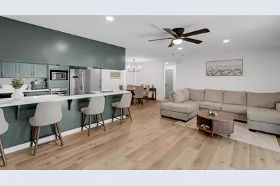 300 Lewis Street, Turlock, CA 95380 - Photo 4