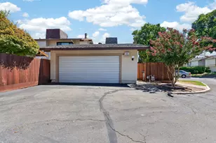 66 W Yorkshire, Stockton, CA 95207 - Photo 36