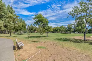 2814 Belhaven Pl, Davis, CA 95618 - Photo 22