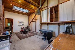601 Shangri Ln, Sacramento, CA 95825 - Photo 68