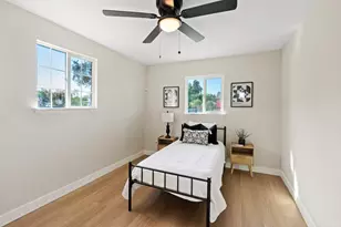 2215 E Flora St, Stockton, CA 95205 - Photo 16