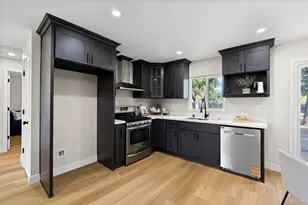 2215 E Flora St, Stockton, CA 95205 - Photo 8