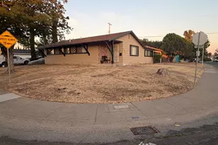 7533 29th St, Sacramento, CA 95822 - Photo 2