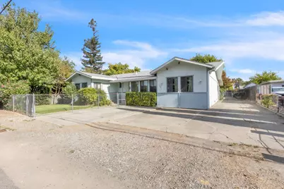 1901 8th Avenue, Olivehurst, CA 95961 - Photo 2