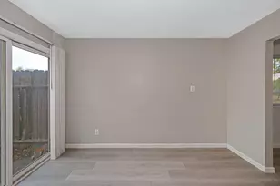 1710 Kenwood St, Sacramento, CA 95815 - Photo 30