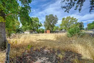 1710 Kenwood St, Sacramento, CA 95815 - Photo 46