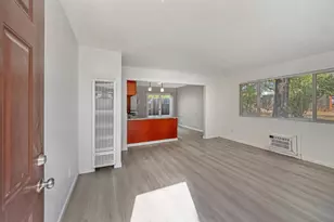 1710 Kenwood St, Sacramento, CA 95815 - Photo 16