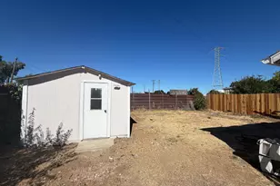 2665 Princeton St, Sacramento, CA 95815 - Photo 16