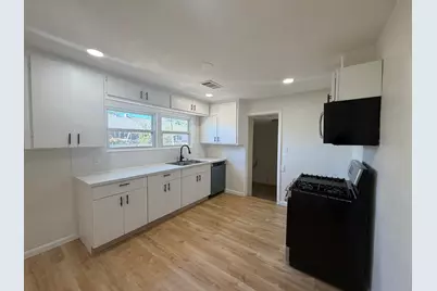 2665 Princeton Street, Sacramento, CA 95815 - Photo 2