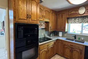 1010 Thoreau Ct, Modesto, CA 95350 - Photo 8