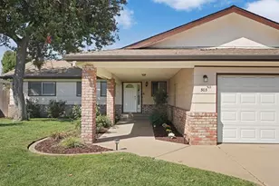 303 Vineyard Dr, Lodi, CA 95240 - Photo 2