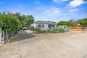 430 Spruce St, Modesto, CA 95351 - Photo 2