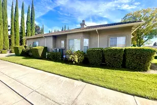 9762 Deep Water Ln, Stockton, CA 95219 - Photo 18