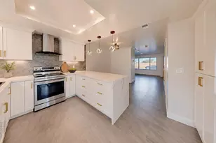 1501 Racquet Club Dr, Los Banos, CA 93635 - Photo 26