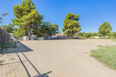 25 East, Woodland, CA 95776 - Photo 2