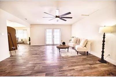 7281 N College Avenue, Pinedale, CA 93650 - Photo 12
