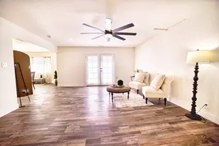 7281 N College Ave, Pinedale, CA 93650 - Photo 12