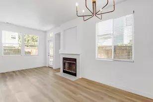 8228 Woods Edge Ln, Elk Grove, CA 95758 - Photo 6