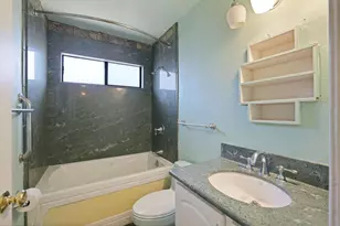 2555 Alexa Way, Stockton, CA 95209 - Photo 10