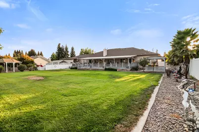 13026 S Valley Crest Drive, Oakdale, CA 95361 - Photo 36