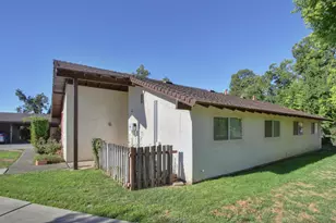 2310 Evenstar Ln, Davis, CA 95616 - Photo 2