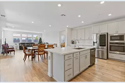 8510 Balsam Court, Roseville, CA 95747 - Photo 6