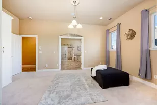 100 Englehart Dr, Folsom, CA 95630 - Photo 40