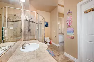 100 Englehart Dr, Folsom, CA 95630 - Photo 48