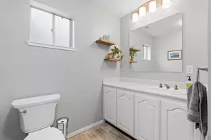 58 46th St, Sacramento, CA 95819 - Photo 14