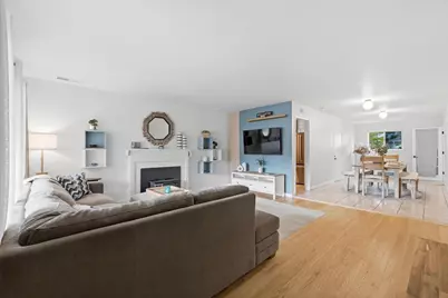 58 46th St, Sacramento, CA 95819 - Photo 4