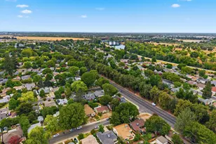 58 46th St, Sacramento, CA 95819 - Photo 26