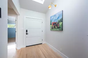 2830 Walton Way, Sacramento, CA 95821 - Photo 8