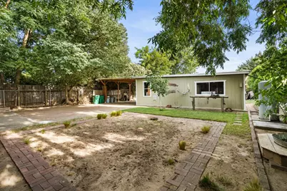 4904 E Harvest Road, Acampo, CA 95220 - Photo 14