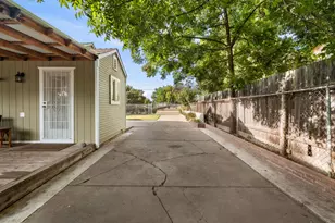 4904 E Harvest Rd, Acampo, CA 95220 - Photo 14